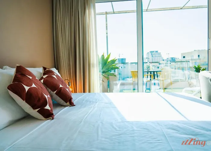 Seafront With Stunning Terrace - Sliema, Malta * Sliema